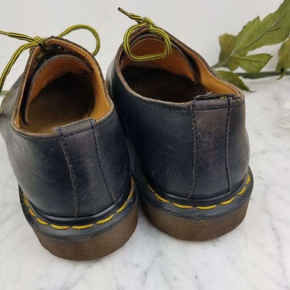 Dr. Martens lace up low shoes size uk 6 us 8 - Picture 3 of 8